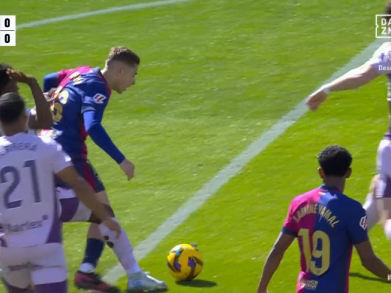 Jugada polémica entre Fermín y Asprilla en el Barça-Girona