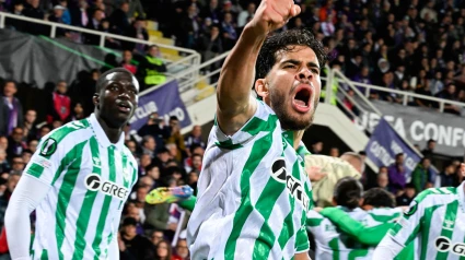 Euforia en el Betis con el gol de Ez Abde en la prórroga del Fiorentina-Betis